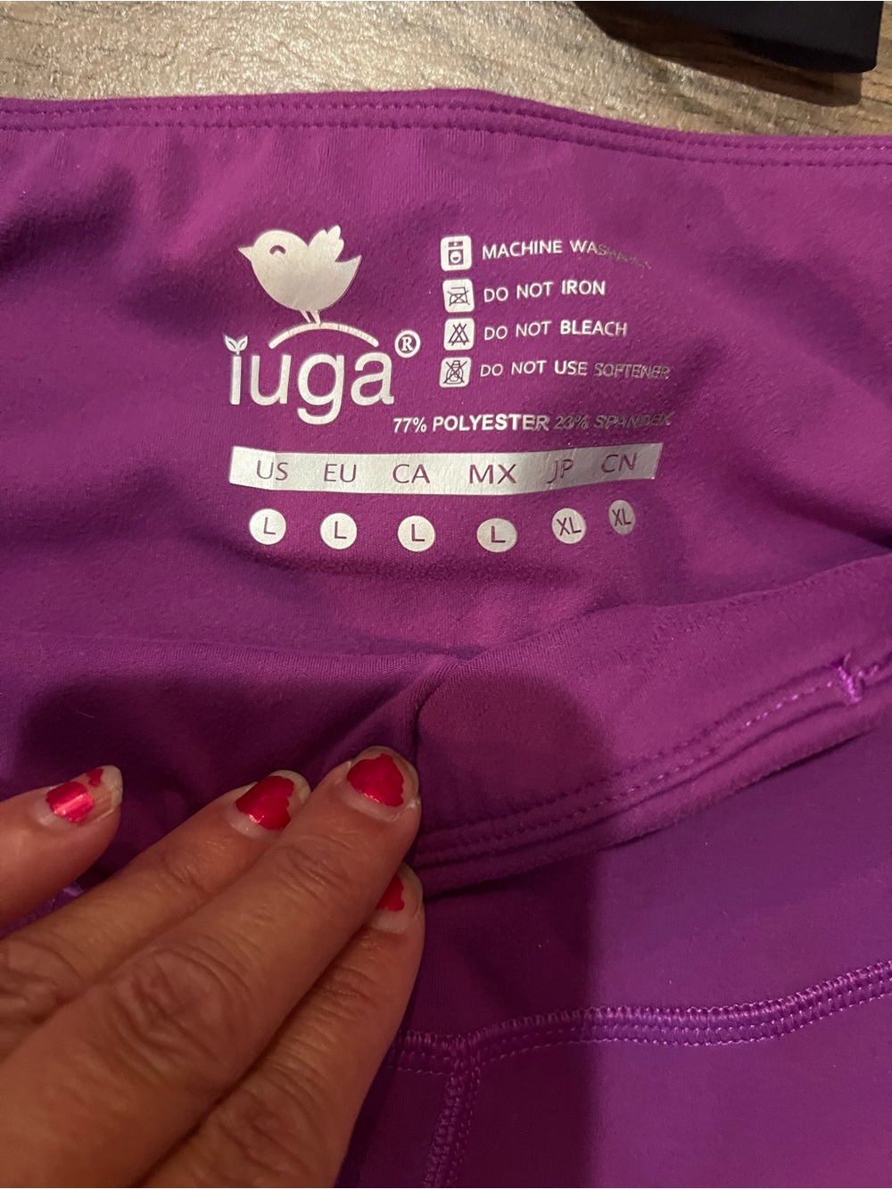Women’s size L Active Capri leggings- Purple & Pink Assorted - Picture 3 of 7